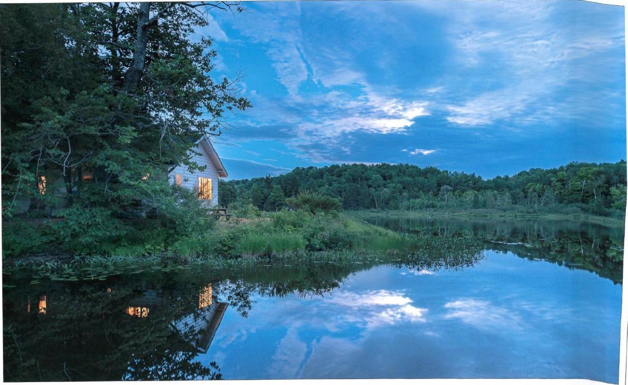 Miners' Bay Lodge Minden Exterior foto