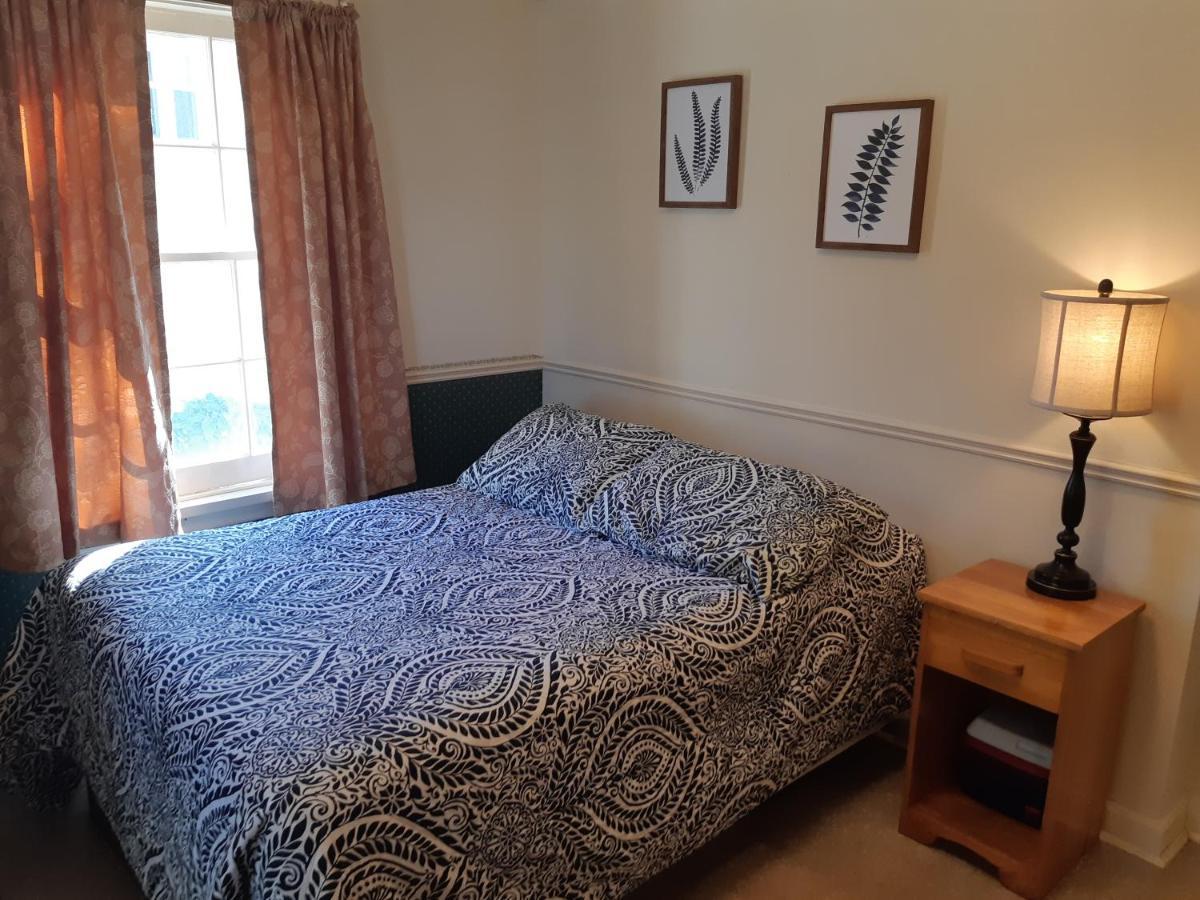 Miners' Bay Lodge Minden Habitación foto
